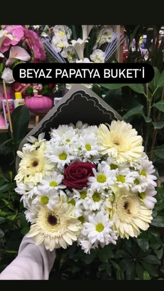 BEYAZ PAPATYA BUKETİ